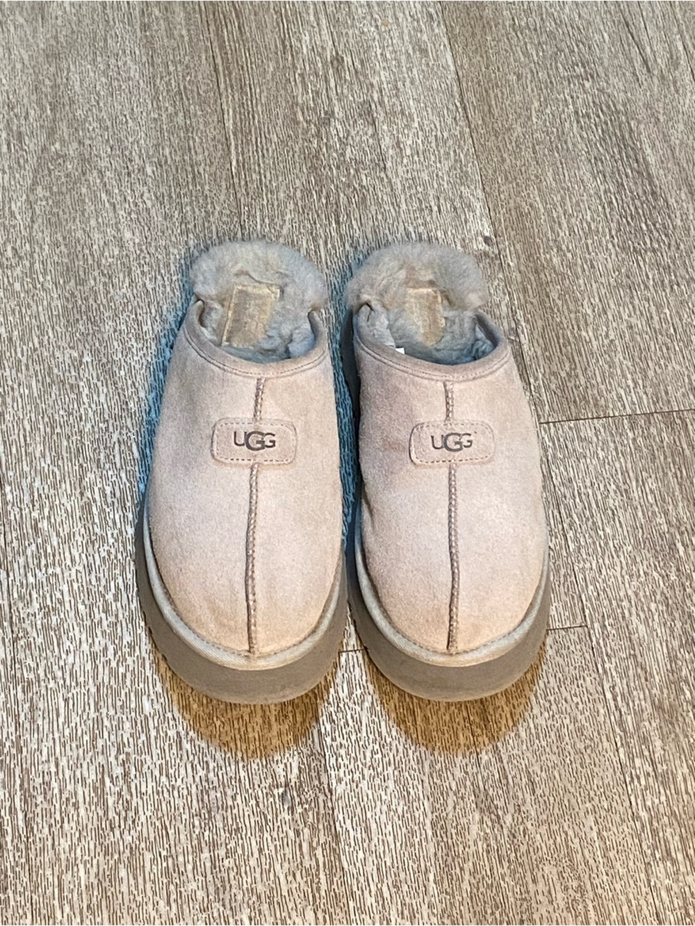 UGG DISCOQUETTE SLIDE SLIPPER LIGHT GRAY SIZE 8